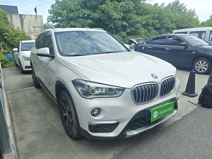 X1 2018 sDrive18Li Exclusive photo 3