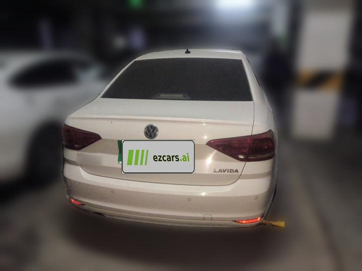 Lavida 2015 1.6L AT photo 5