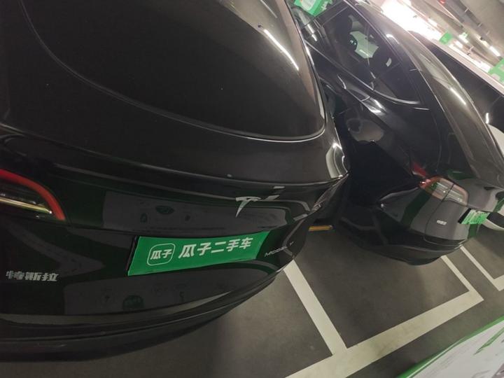 Model Y 2021 Standard Range RWD photo 4