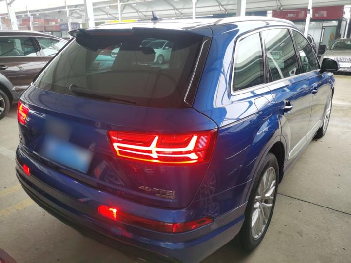Q7 2018 45 TFSI S line Sport photo 4