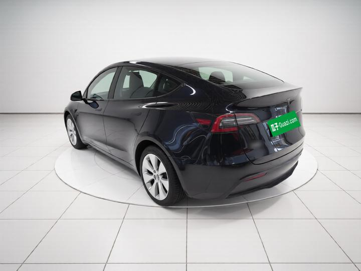 Model Y 2021 Standard Range RWD photo 4