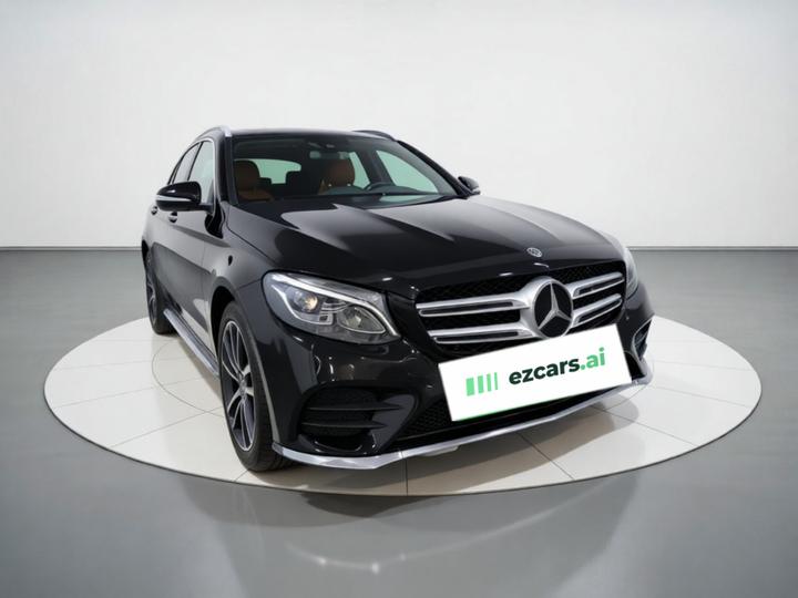 GLC 2017 GLC 260 4MATIC Luxury photo 3