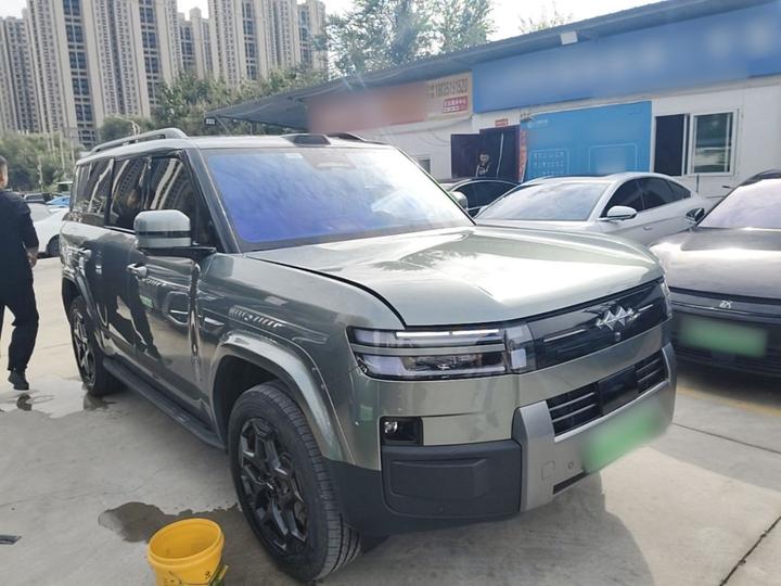 Fang Cheng Bao 7 2025 190KM AWD Ultra photo 3
