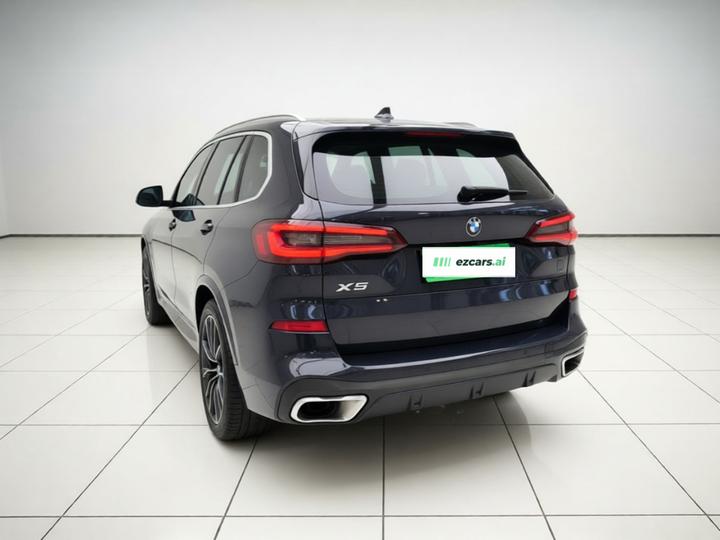 X5 2022 Facelift xDrive 30Li Exclusive M Sport Package photo 4