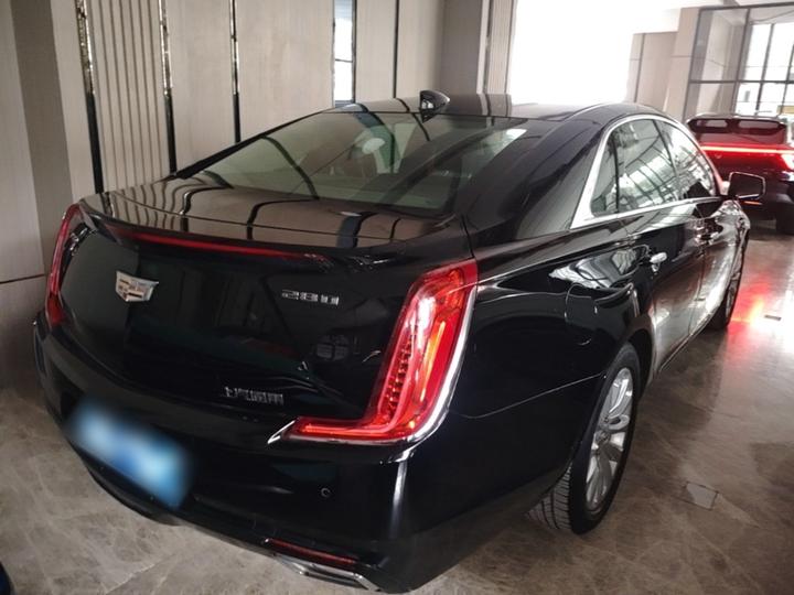 XTS 2018 28T Elite photo 4