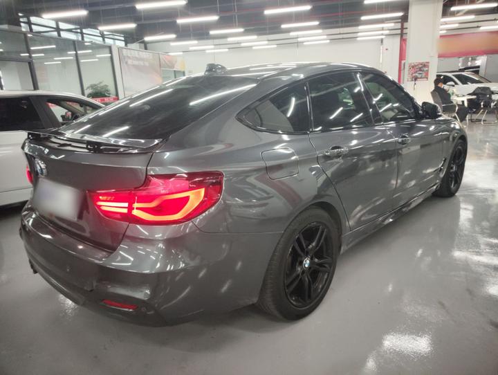 3 SeriesGT 2019 320i M Sport photo 4