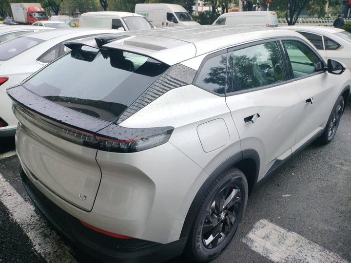 Aeolus L7 EV 2025 518 photo 4
