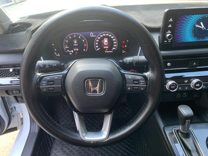 Integra 2022 240TURBO CVT Luxury photo 8