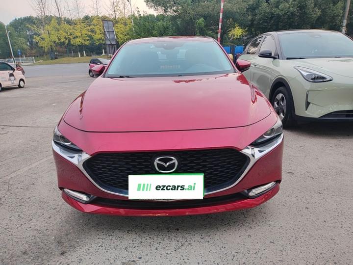 3 Axela 2021 2.0L AT photo 2