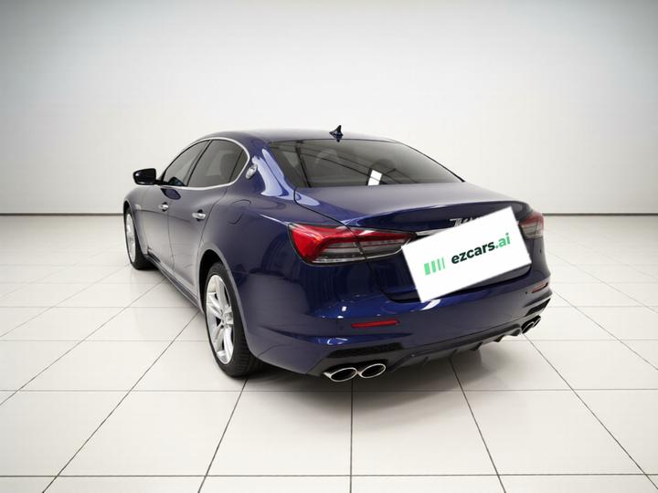 2013 3.0T Standard photo 4