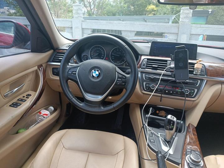 3 Series 2013 320Li Luxury Design Package photo 3