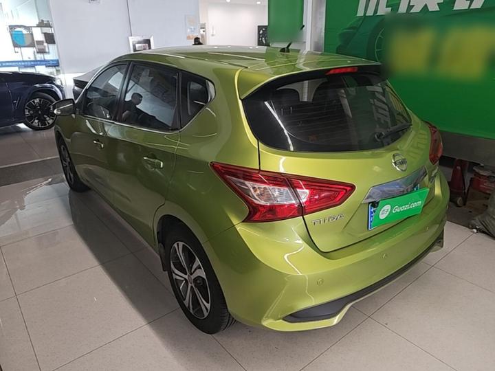 Tiida 2016 1.6L CVT photo 4