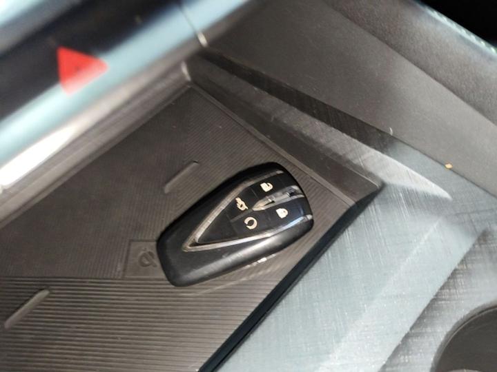 UNI-V 2022 2.0T photo 8