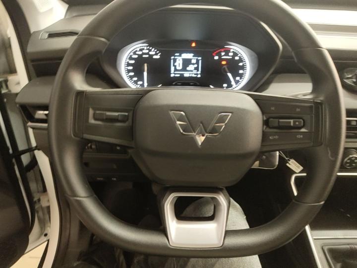 Wuling 2022 1.5L MT photo 6