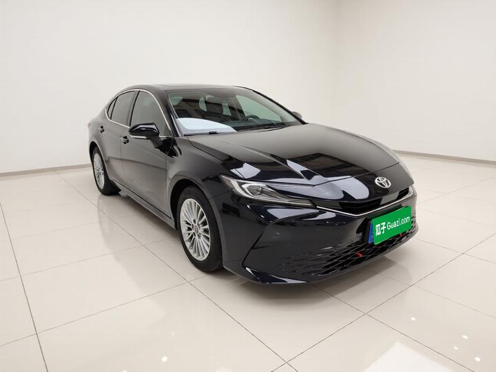 Camry 2026 2.0GVP Luxury photo 3