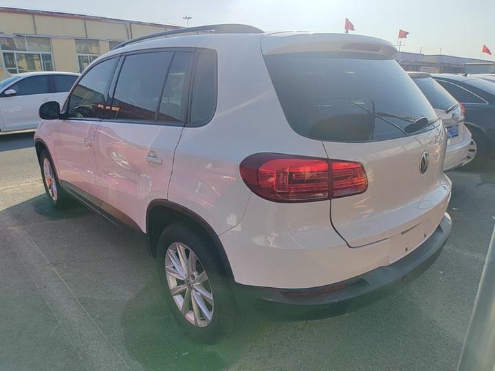 Tiguan 2016 280TSI AT RWD photo 4