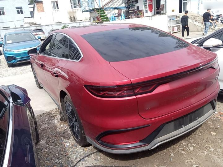 Han 2022 EV Founder 715KM FWD Flagship photo 4