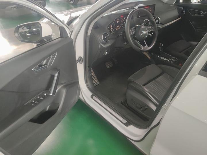 Q2L e-tron 2019 Q2L e-tron EV photo 5