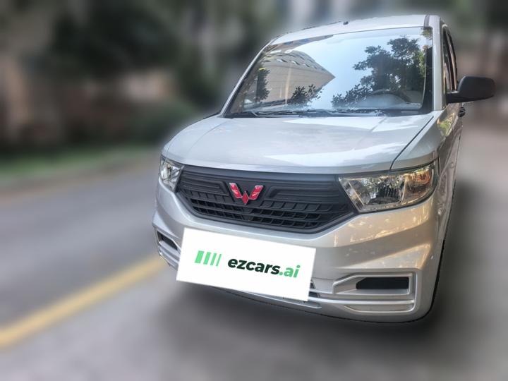 Wuling Hongguang V 2022 1.5L LAR photo 2