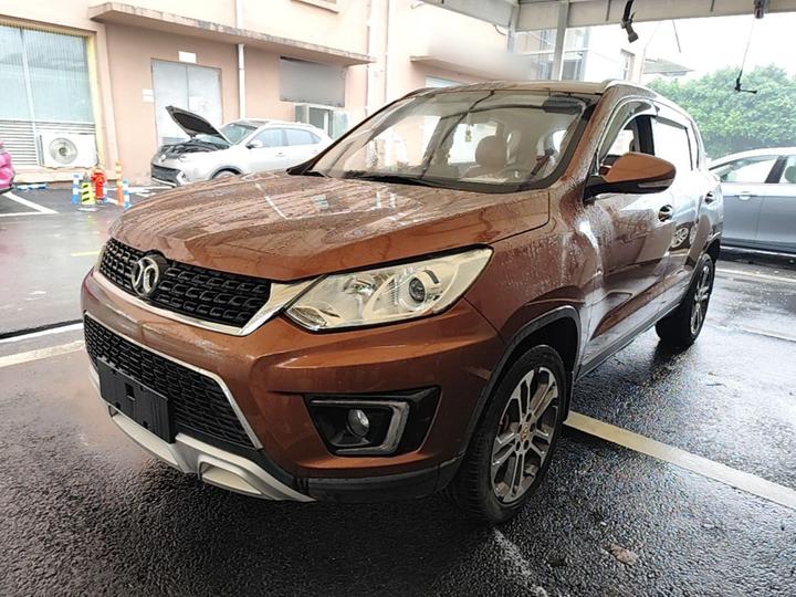 BAIC X35 2016 1.5L MT Luxury