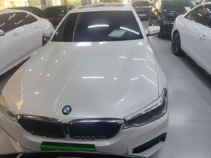 5 Series 2018 525Li M Sport Package photo 2