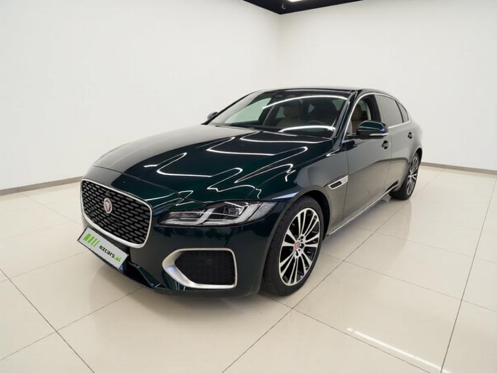 XFL 2024 2.0T P250 RWD Exclusive Luxury
