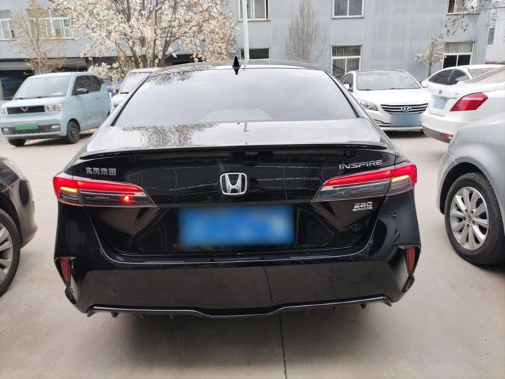 2023 260TURBO photo 3
