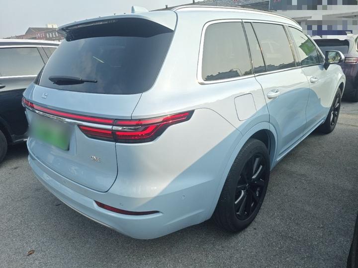 Li Auto ONE 2021 EREV 6-Seater photo 6