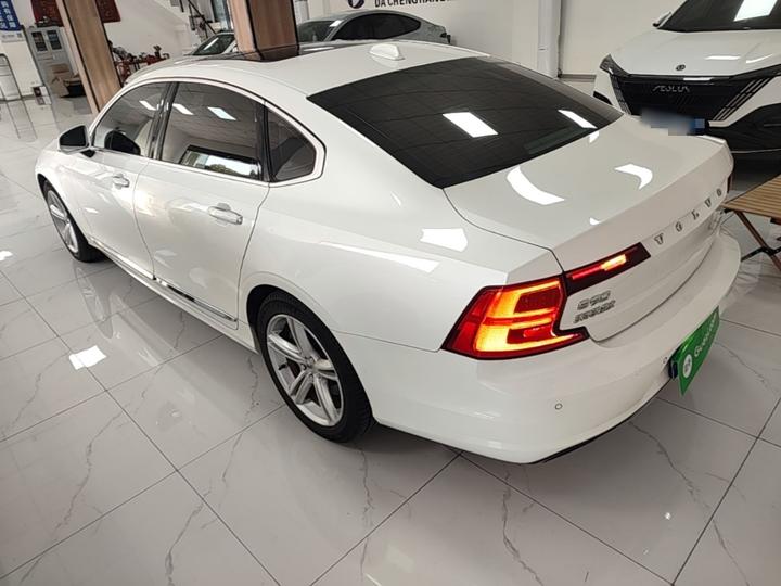 S90 2019 T5 photo 4
