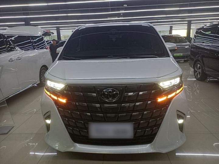 Alphard 2024 Hybrid 2.5L Premium photo 2