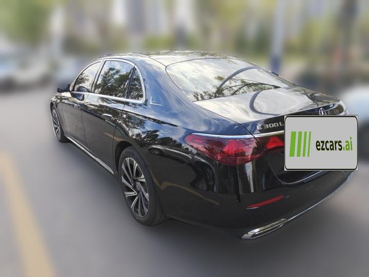 E-Class 2024 E 300 L Luxury photo 4