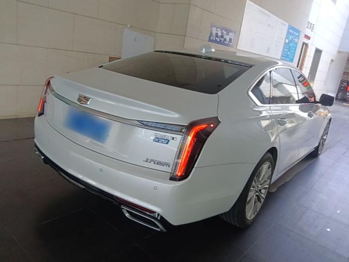 CT6 2023 28T Premium photo 4