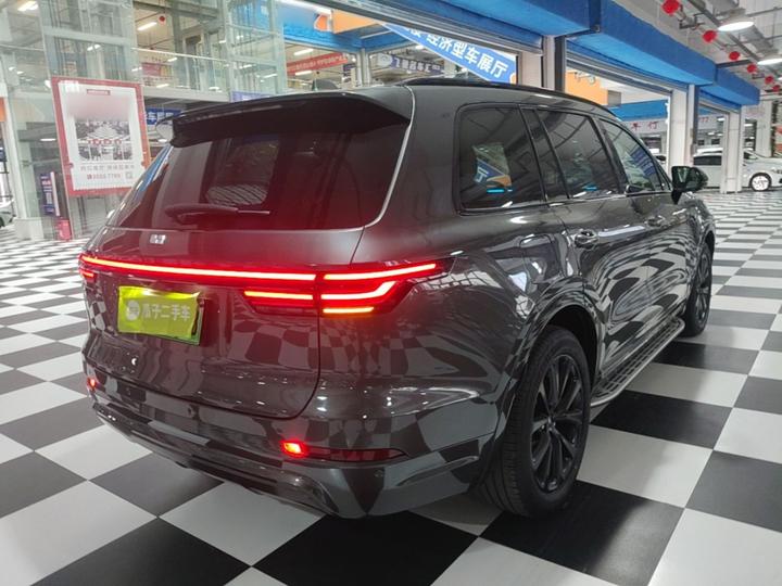 Li Auto ONE 2020 EREV 6-Seater photo 6