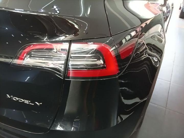 Model Y 2022 Facelift RWD photo 7