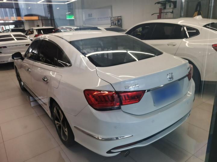 Spirior 2015 2.4L photo 4