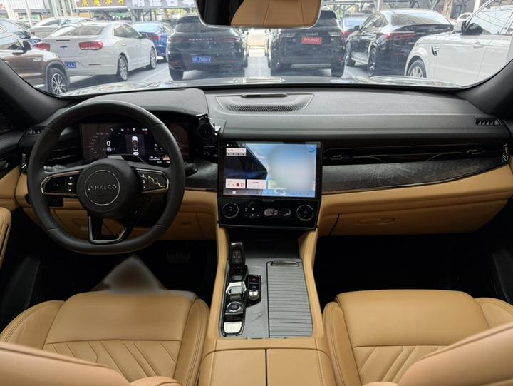 09 EM-P 2021 2.0T PHEV Halo 6-Seater photo 4