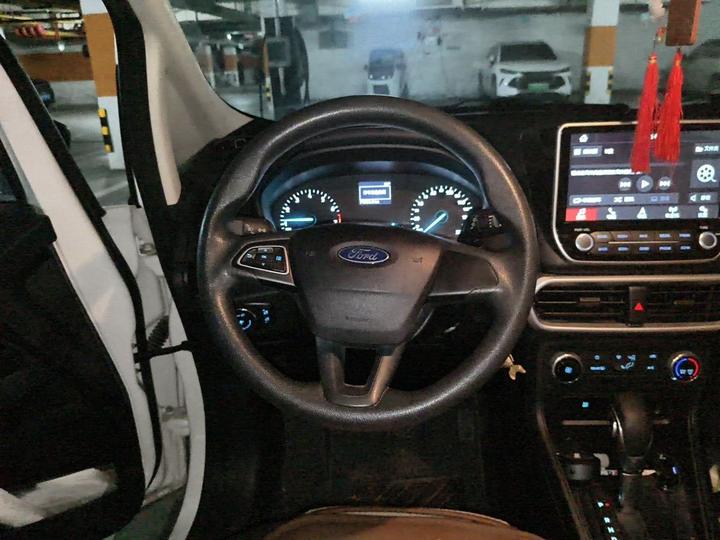 2018 1.5L AT photo 3