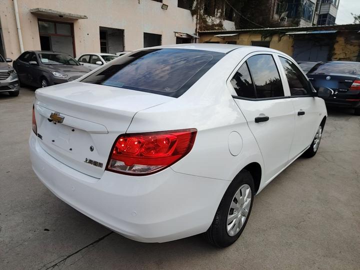 2015 3 1.3L MT photo 4