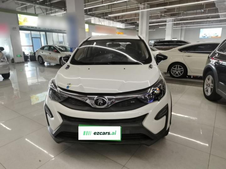 Yuan 2017 1.5L AT photo 2