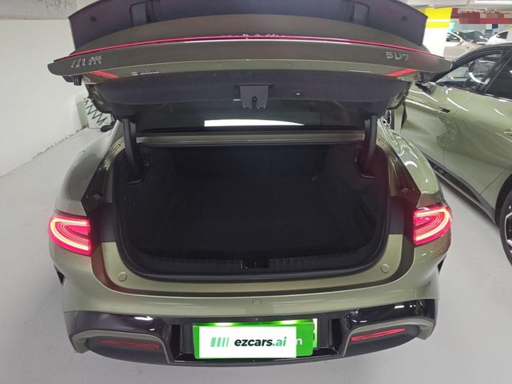 Xiaomi SU7 2024 AWD Extended Range High-end ADAS Max photo 8