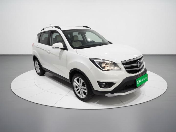 CS35 2017 1.6L MT Luxury photo 3