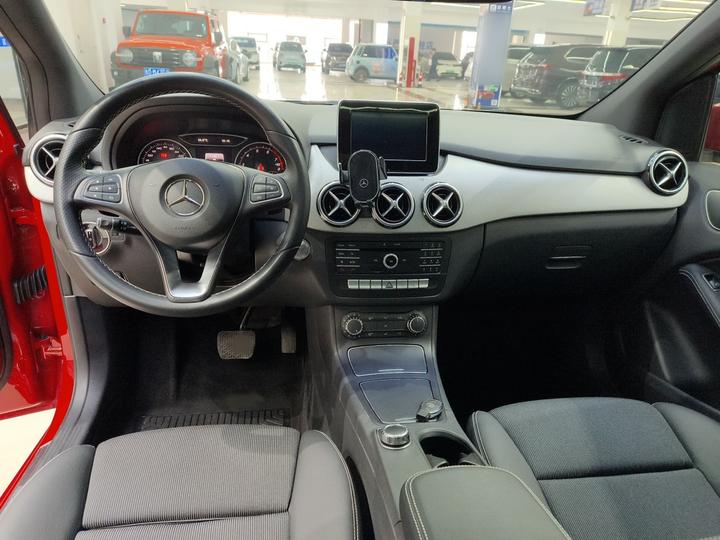 B-Class 2015 B 200 Dynamic photo 5