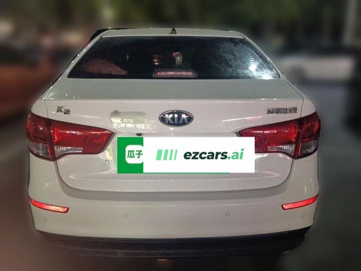 K2 2015 Sedan 1.4L AT GLS photo 5