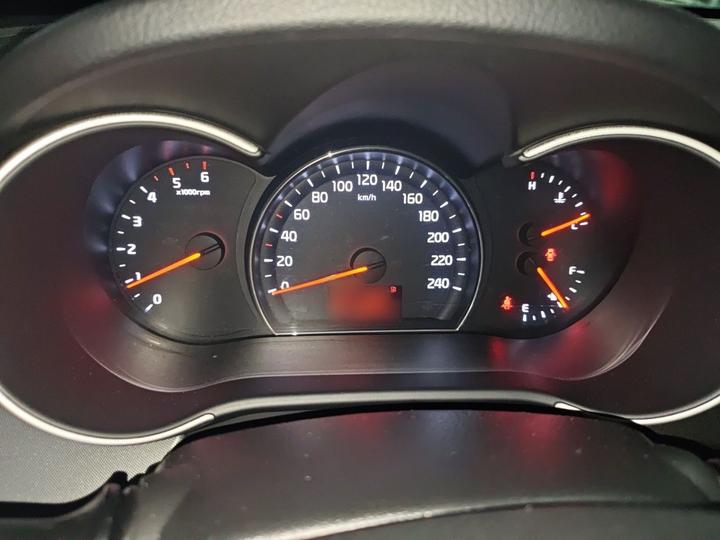 2013 2.2T 7-Seater Diesel Comfort photo 4
