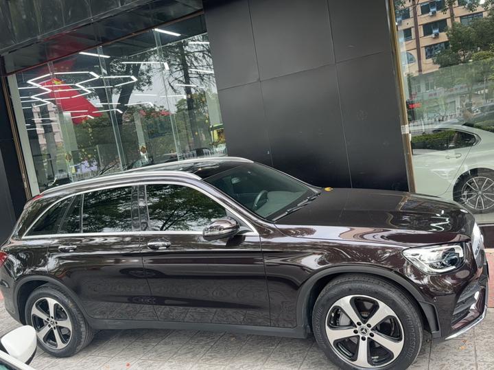 GLC 2022 Facelift GLC 260 L 4MATIC Dynamic photo 3