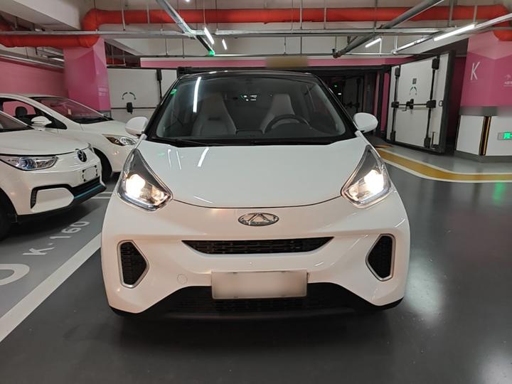 QQ Little Ant 2022 NCM 30kW 408km photo 2