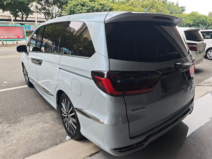 Elysion 2024 2.0L e:HEV Luxury photo 4