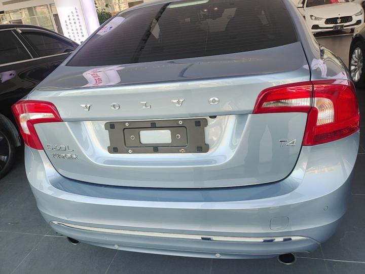 S60 2018 S60L T4 Progressive photo 5