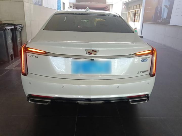 CT6 2023 28T Premium photo 3