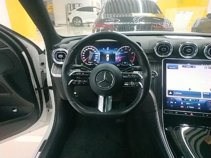 C-Class 2022 Facelift C 260 L Sport photo 6
